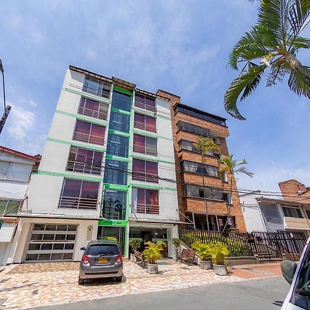 Ayenda Vittapark Hotel Medellín Buitenkant foto